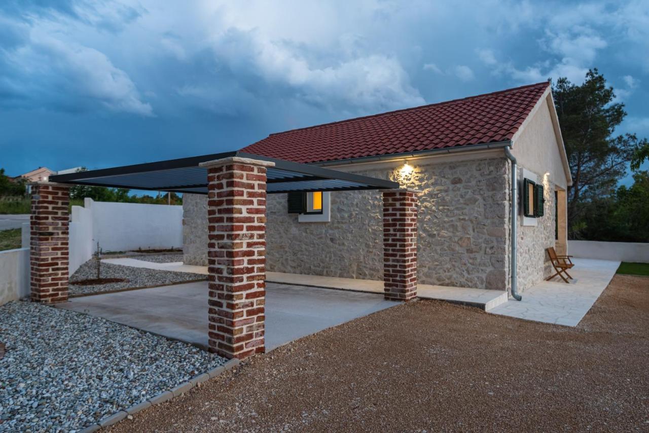 Holiday Home Figurica Novigrad  Bagian luar foto