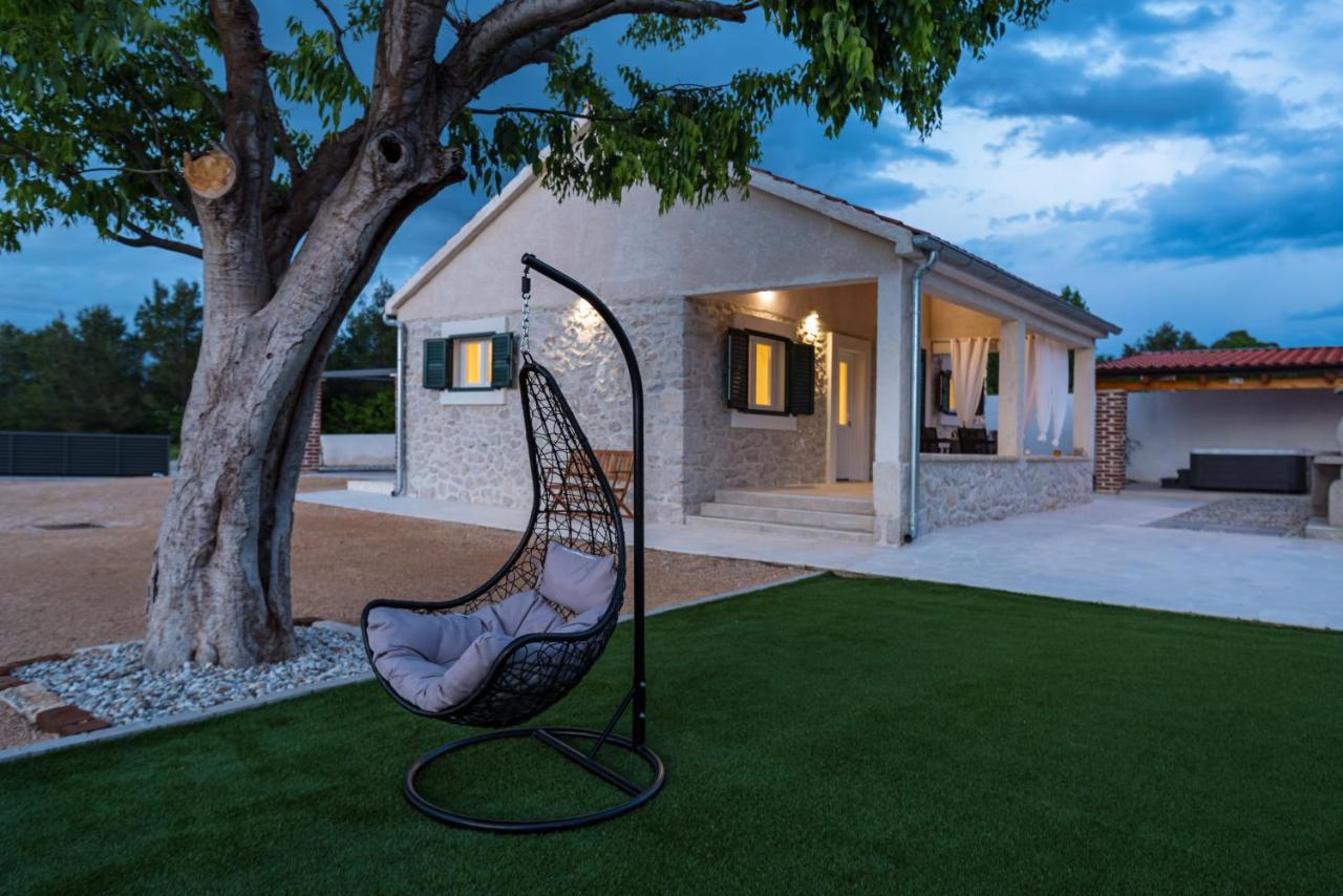Holiday Home Figurica Novigrad  Bagian luar foto